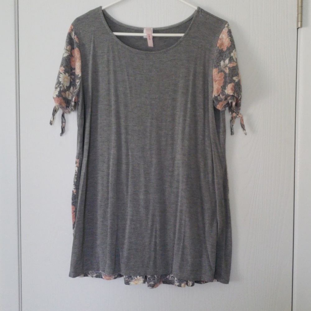 Women's floral tunic